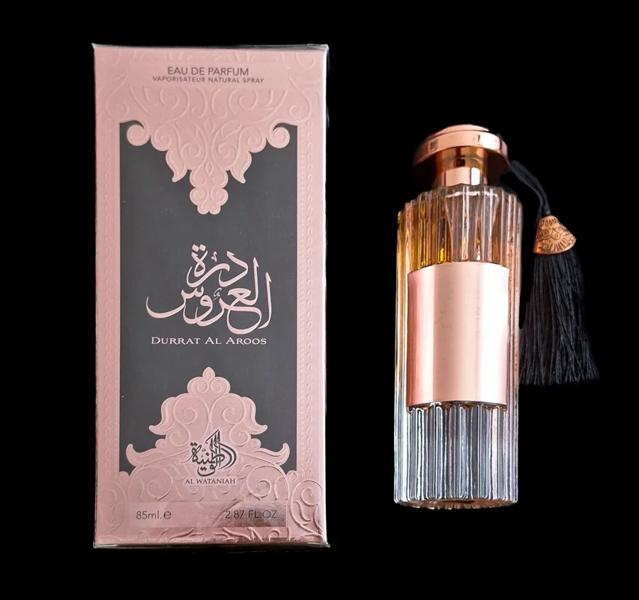 Frasco do perfume Durrat Al Aroos da marca Al Wataniah