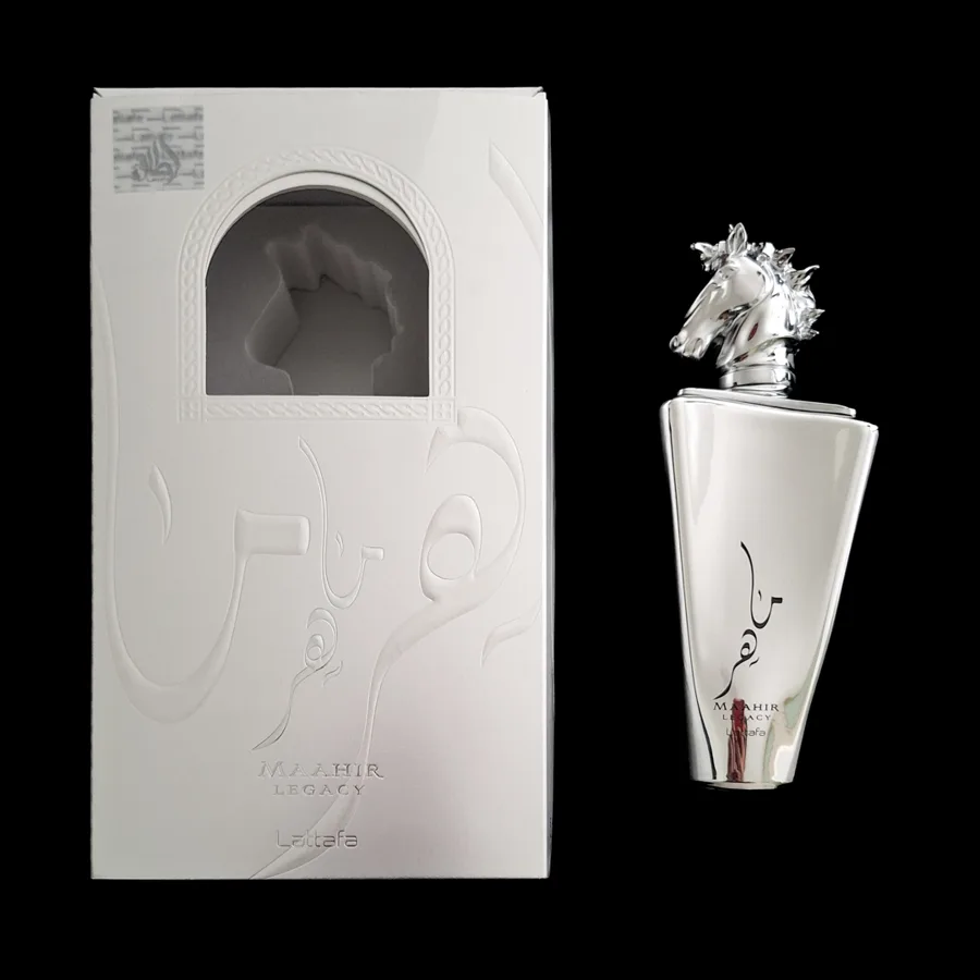 Frasco do perfume Maahir Legacy da marca Lattafa